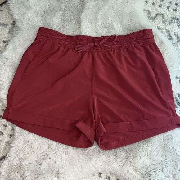 Lululemon Spring Break Away Short *4-way Stretch 3" Size 10 - Picture 6 of 12